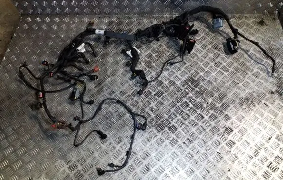 Opel Astra J Engine installation wiring loom 13391017 55580911 55583475
