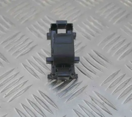 Toyota Verso-S Electric window control switch 19282968292P12