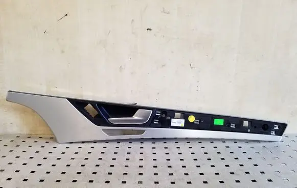 Audi A8 S8 D4 4H Front door interior handle 4H0867102 4H0837020