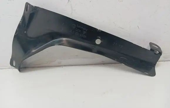 Porsche Cayenne (92A) Fuel tank mounting bracket 7L0201400B