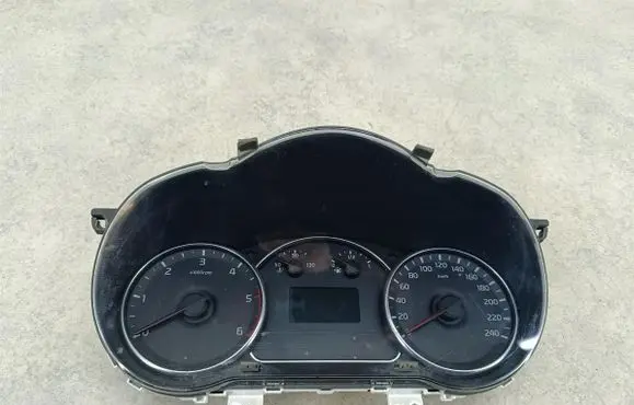 KIA Carens III Speedometer (instrument cluster) 