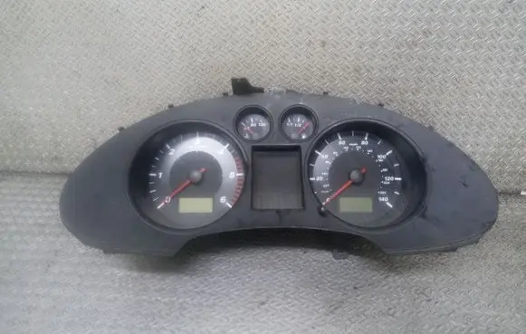 Seat Ibiza III (6L) Speedometer (instrument cluster) 88311333 81269044