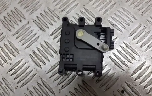 Mazda 6 A/C air flow flap actuator/motor 5W16Z