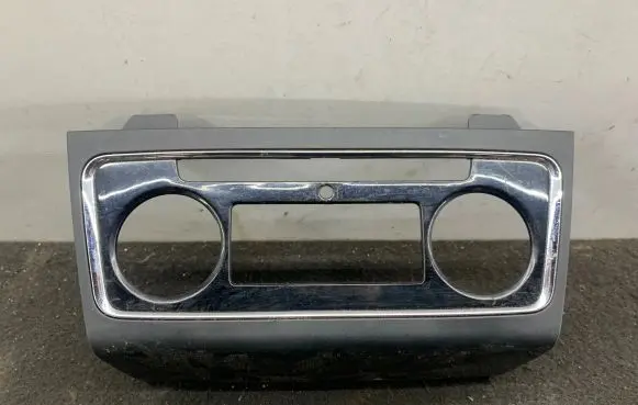 Skoda Superb B6 (3T) Climate control/heater control trim 3T0863152D