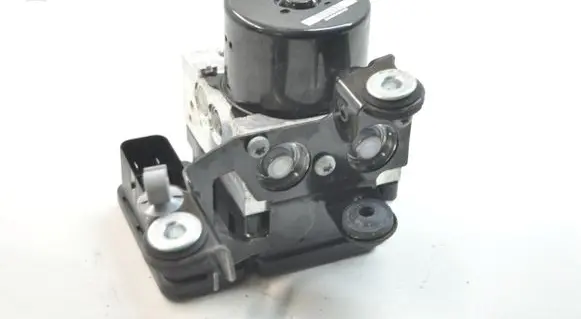 Volvo XC60 ABS Pump 313423348
