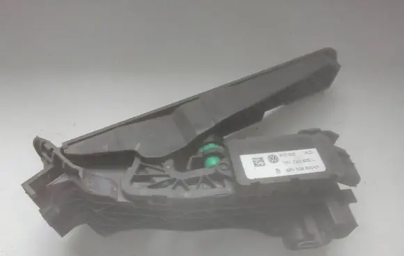 Seat Leon (1P) Accelerator throttle pedal 1K1723503L 6PV00860001 H024205