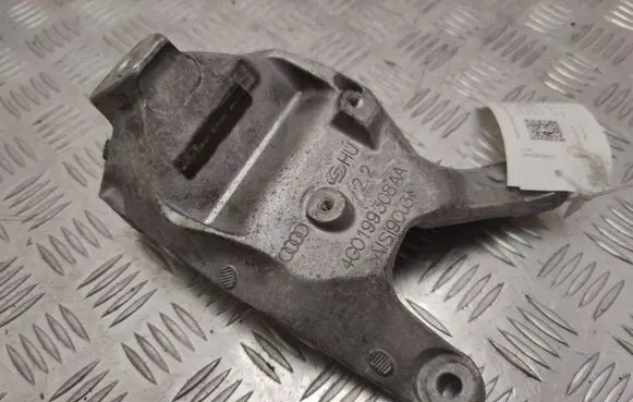 Audi Q5 SQ5 Engine mounting bracket 4G0199308AA