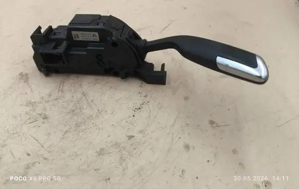 Citroen C4 II Picasso Gear shifter/selector 98002212VV 28315619
