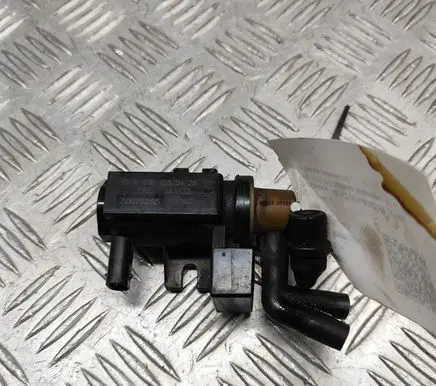 Mercedes-Benz GL X166 Turbo solenoid valve A0081535428