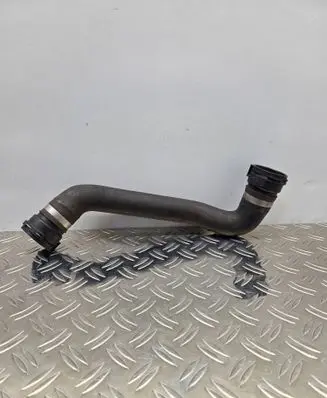 BMW 5 F10 F11 Engine coolant pipe/hose 8589900