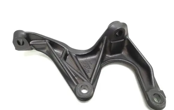 Volvo XC90 Front differential bracket 30735708