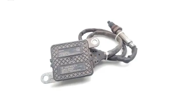 Mercedes-Benz E AMG W213 Lambda probe sensor A0009058111 A3C0105770001