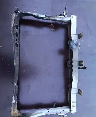 Toyota Auris 150 Top upper radiator support slam panel 