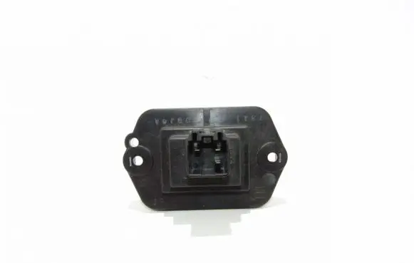 Mazda 6 Heater blower fan relay PM010010B