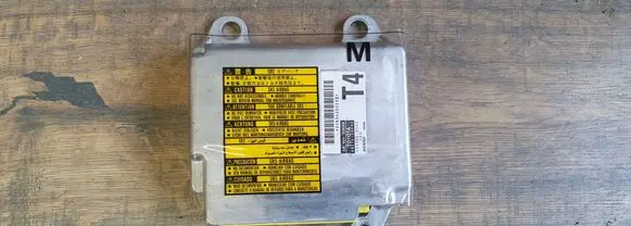 Lexus GS 300 350 430 450H Airbag control unit/module 8917030440 1523008542