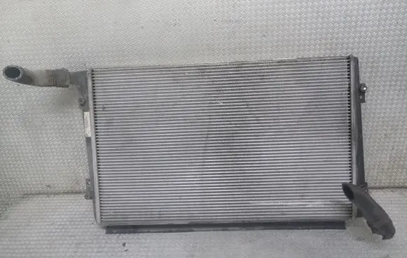 Coolant radiator
