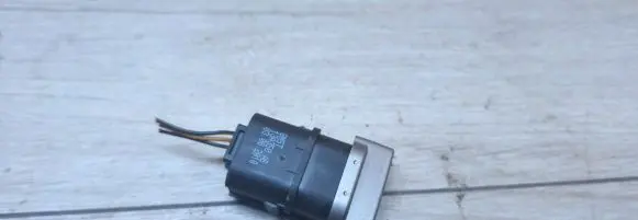 Ford Focus Hazard light switch 8m5t13a350ab
