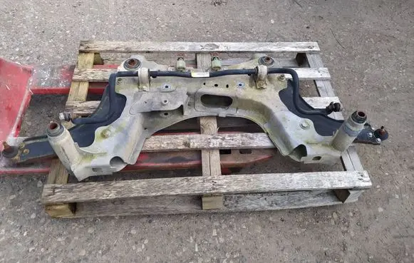 Renault Megane III Front subframe