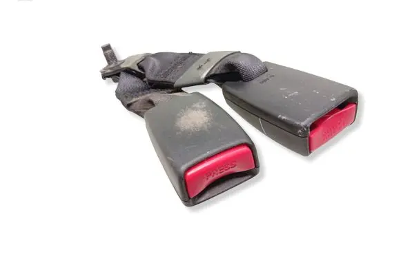 Nissan Note (E12) Middle seatbelt buckle (rear) 643406