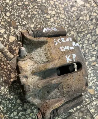 Renault Scenic II - Grand scenic II Front brake caliper