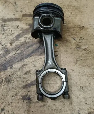 Ford Mondeo MK V Piston with connecting rod 9812818680 DW10F