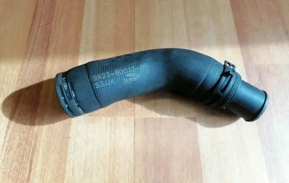Jaguar XF X250 Engine coolant pipe/hose 9X238D033AB C2Z9053 S3JA