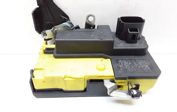 Volvo XC90 Front door lock