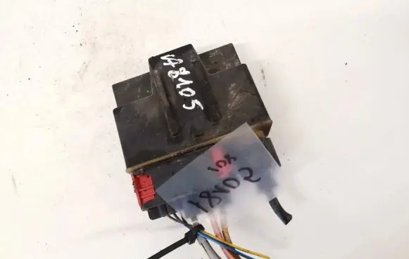 Citroen C3 Coolant fan relay 9652021180