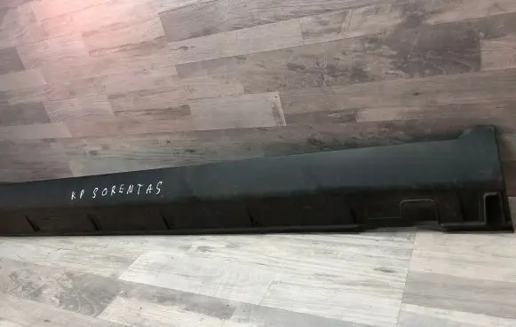 KIA Sorento Front sill trim cover PS0RENTAS