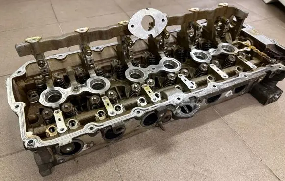 BMW 3 E92 E93 Engine head N52B30AF