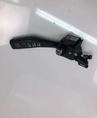 Volkswagen Caddy Indicator stalk 1K0953513E
