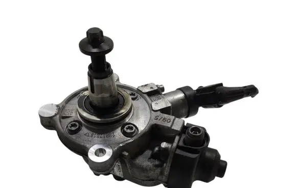 Toyota Corolla Verso E121 Fuel injection high pressure pump 7823452