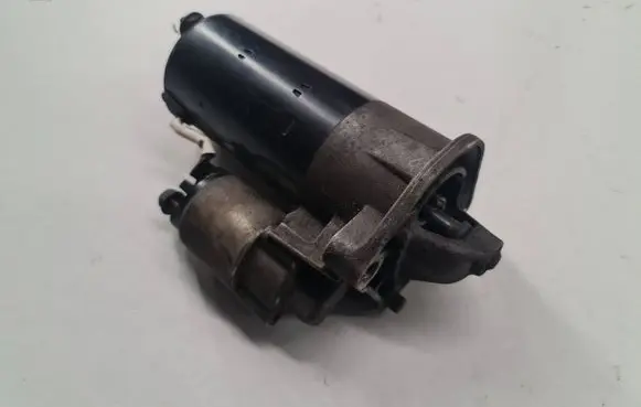 Volvo V70 Starter motor 0001109252