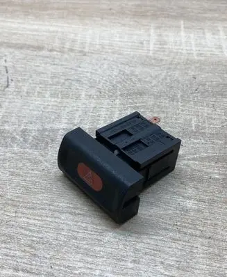 Opel Astra G Hazard light switch 90565714 90493804