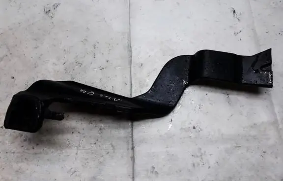 Mazda Premacy Air intake hose/pipe c10161272