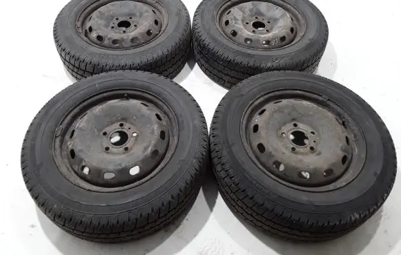 Renault Trafic III (X82) R16 alloy rim 