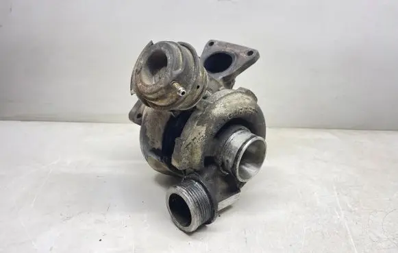 Volvo V70 Turbo 8653146 GT2652V