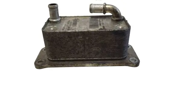 Engine oil radiator