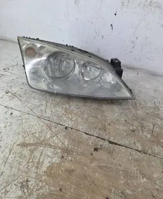 Ford Mondeo Mk III Headlight/headlamp 1S7113005AK 0301174202