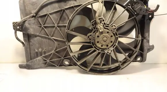 Opel Meriva A Air conditioning (A/C) fan (condenser) 