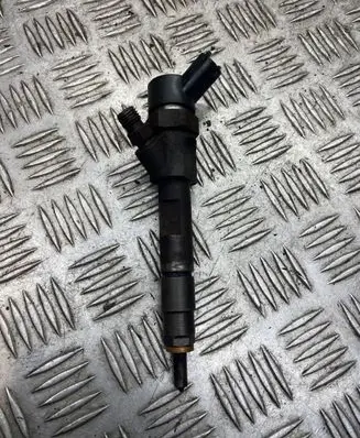 Mitsubishi Space Star Fuel injector 8200238528
