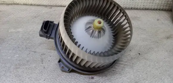 Dodge Caliber Heater fan/blower AY2727005011