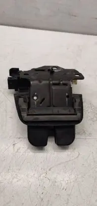 Audi A3 S3 8P Tailgate/trunk/boot lock/catch/latch 8p4827505B