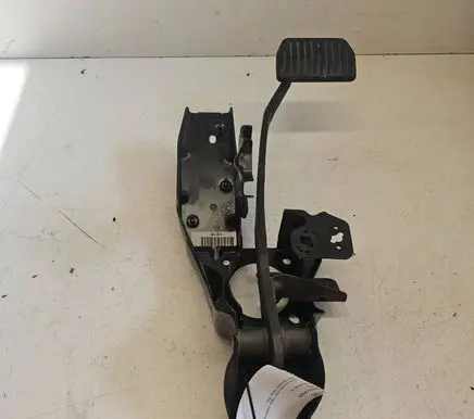 Volvo V70 Brake pedal 31201792