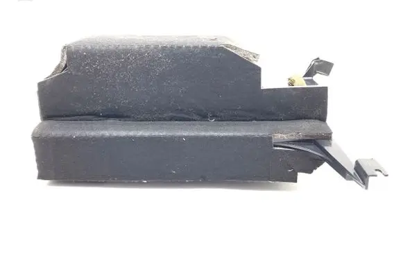 Audi A6 S6 C5 4B Subwoofer speaker 4B9035382