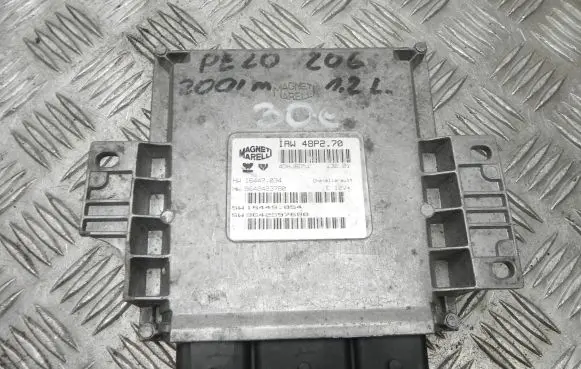 Peugeot 206 CC Engine control unit/module 9642597680