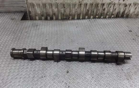 Opel Vectra C Camshaft 9242003
