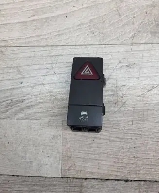 Mercedes-Benz E W212 Hazard light switch 2129051200