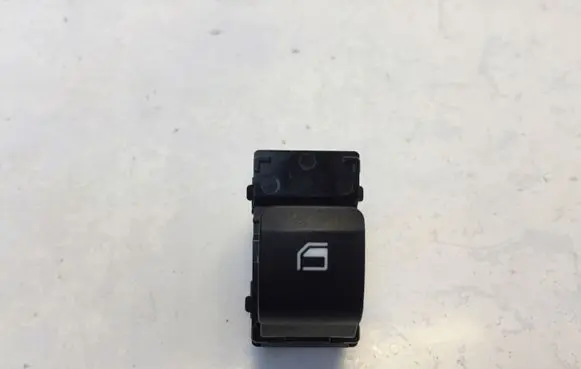 Hyundai i20 (BC3 BI3) Electric window control switch 93581Q0000