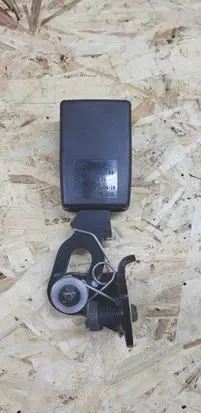 Mercedes-Benz E W211 Rear seatbelt buckle A2118600769